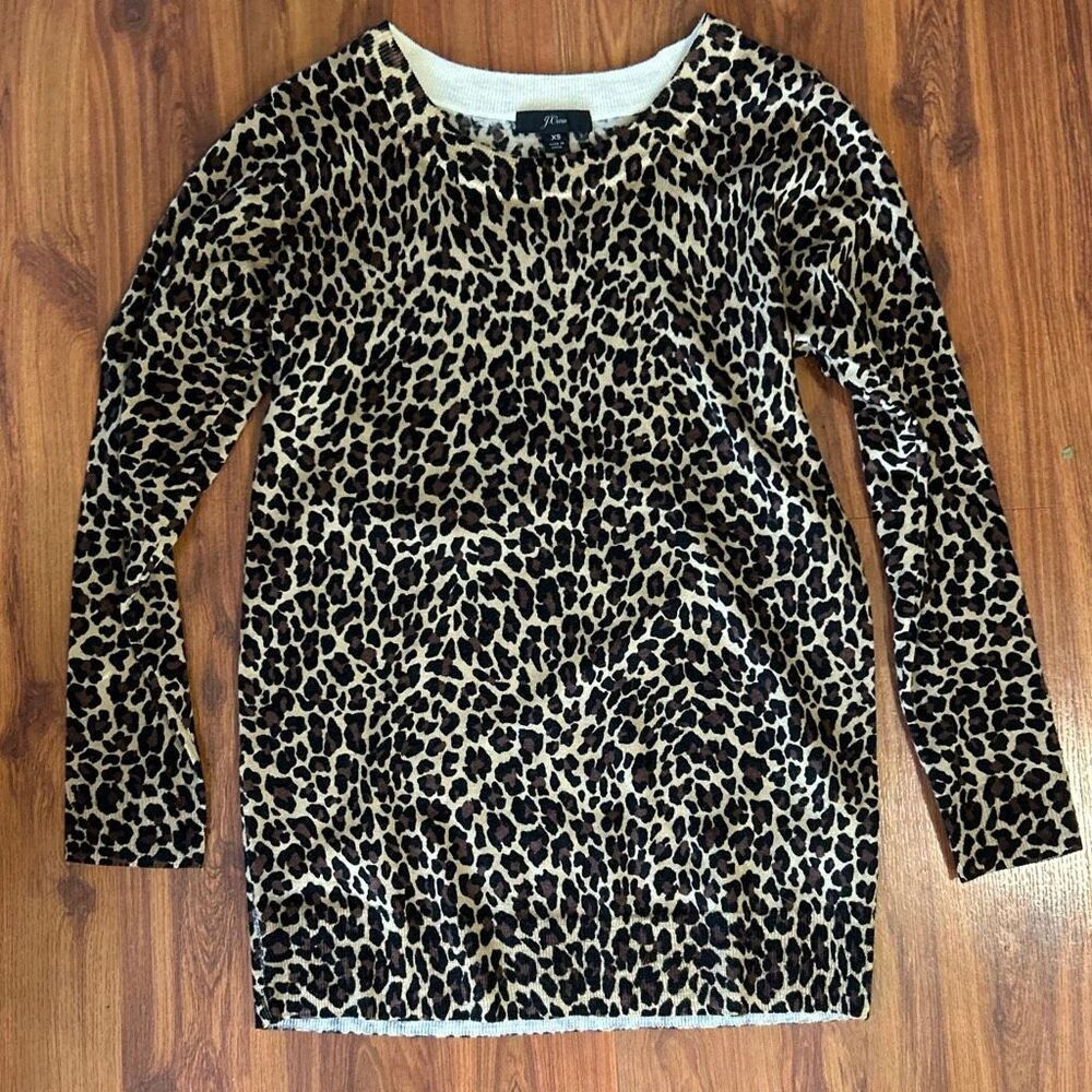 J Crew leopard lightweight Marino wool sweater size Xs